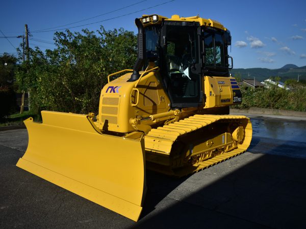 ICT建機　KOMATSU D37PXi-24導入しました。